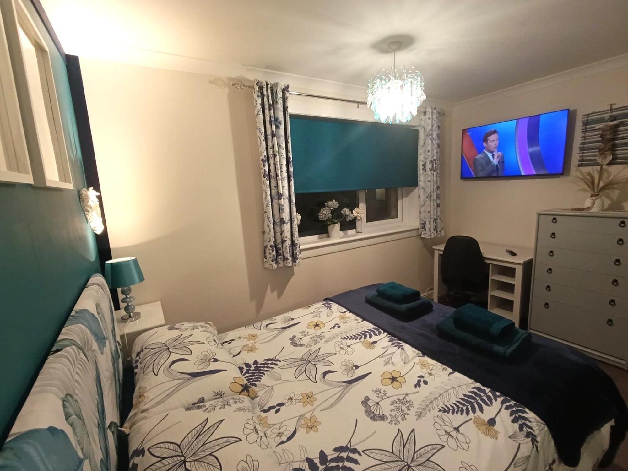 Homestay Double In Riverside - B *