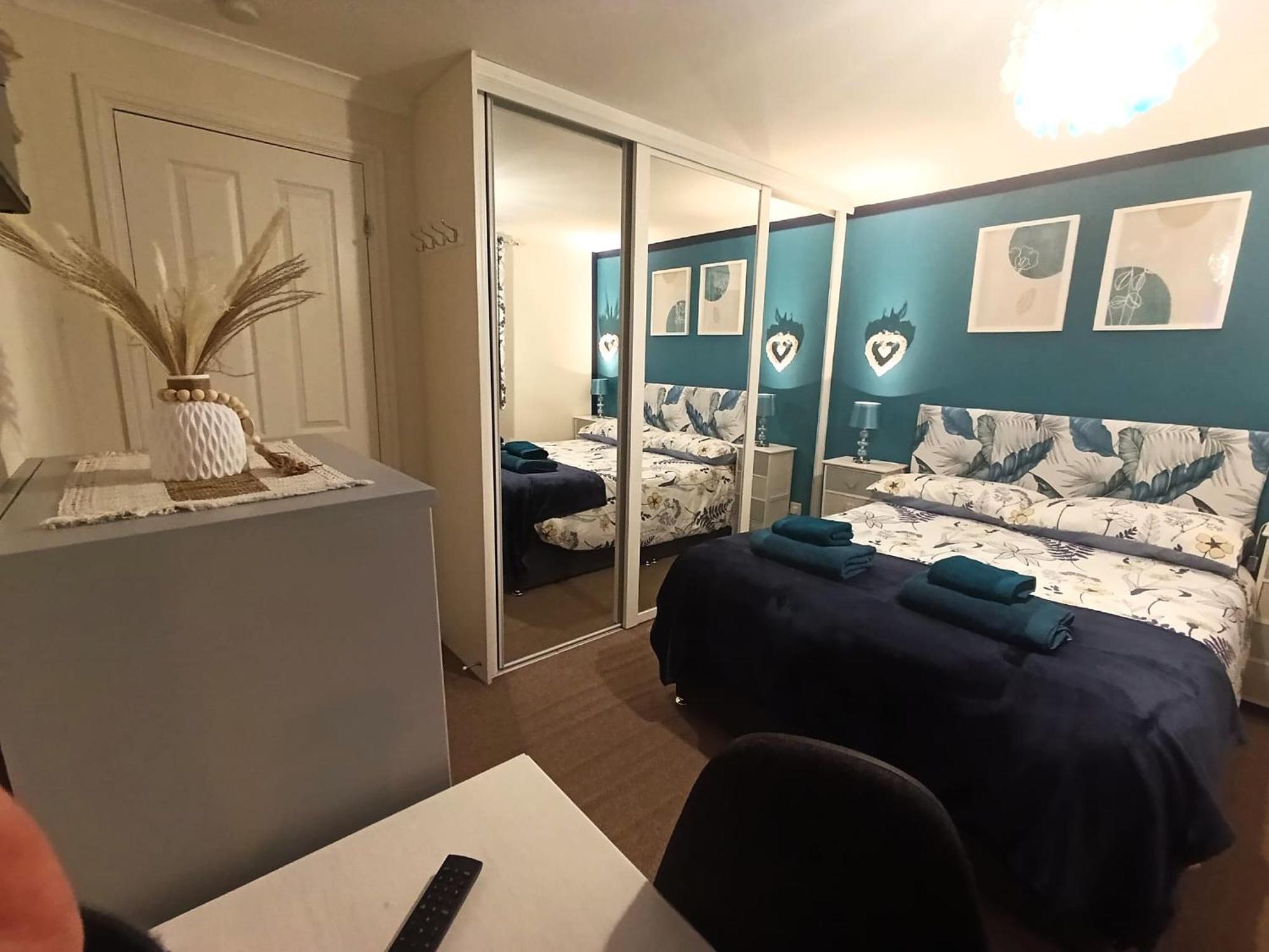 Double In Riverside - B Homestay Glasgow