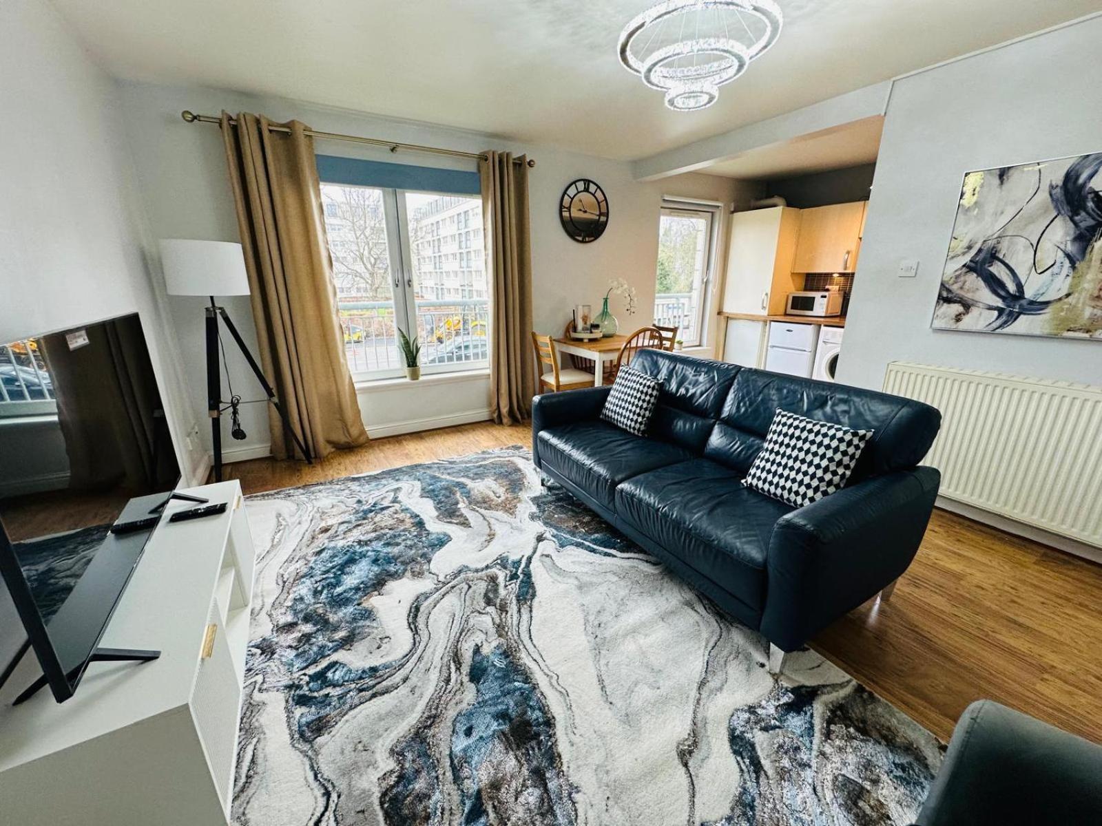 Apartment Outstanding Modern Flat Luxury King Bed Glasgow