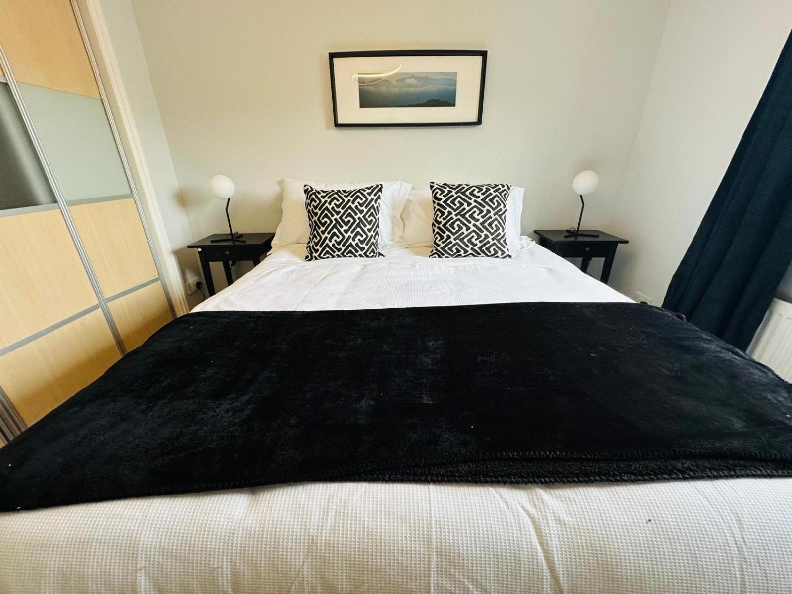 Apartment Outstanding Modern Flat Luxury King Bed *
