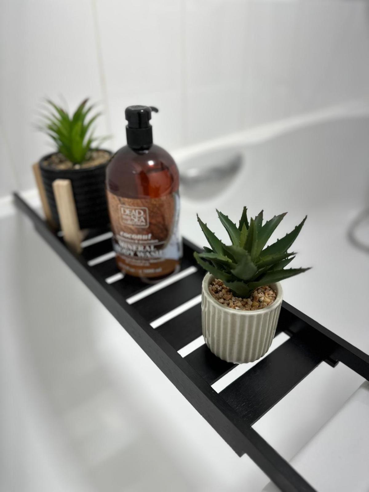 Outstanding Modern Flat Luxury King Bed Glasgow