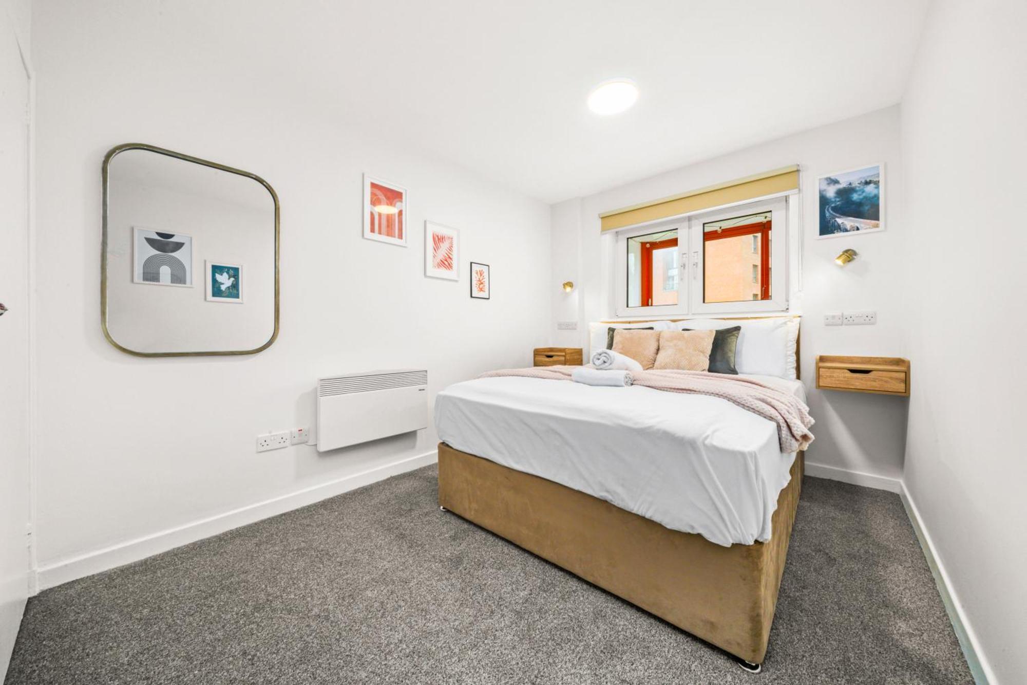 One Bed In The Heart Of Apartment *