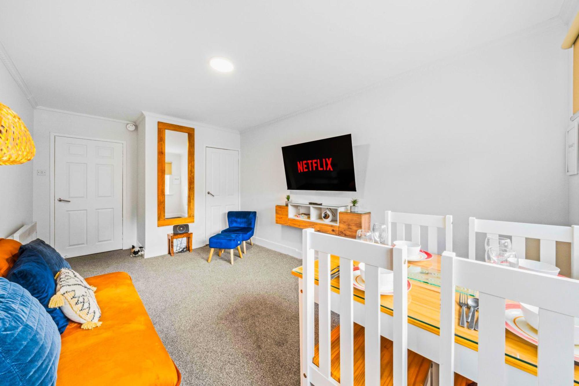 One Bed In The Heart Of Apartment