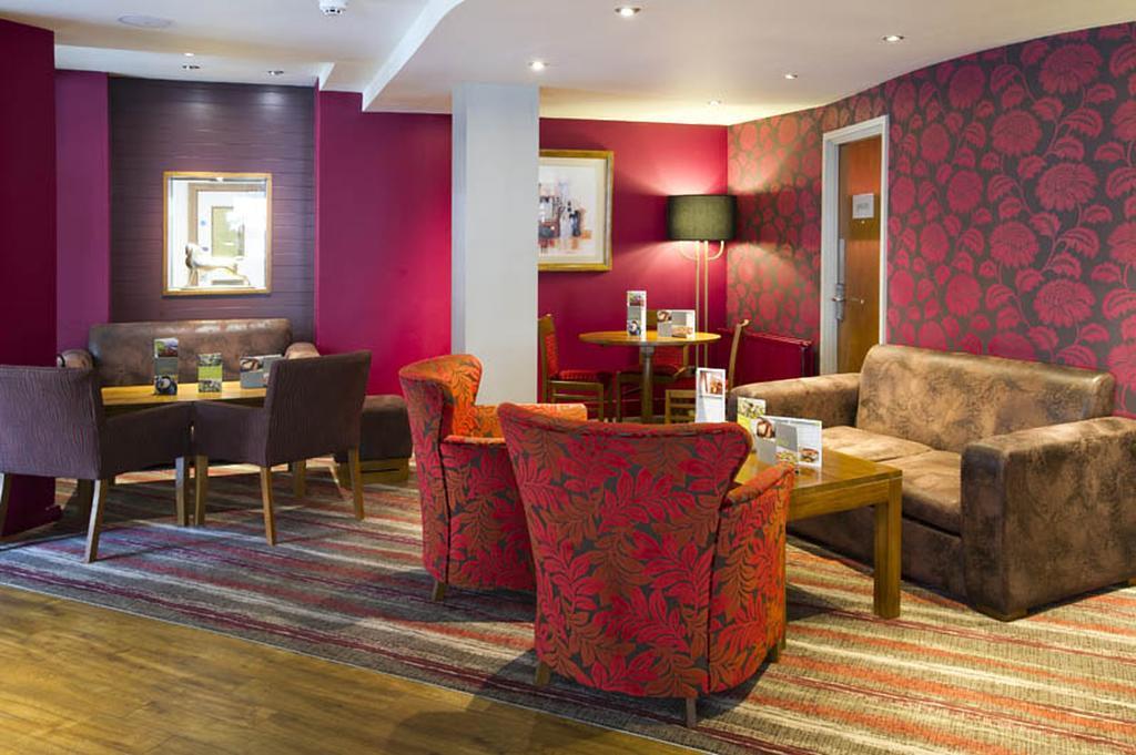 Premier - George Square 3*