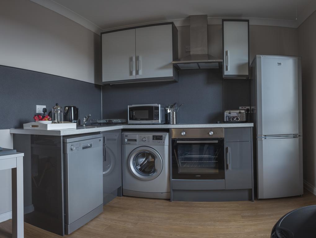 Apartment East *