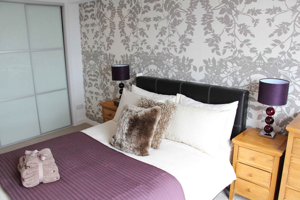 Executive 7 * Glasgow