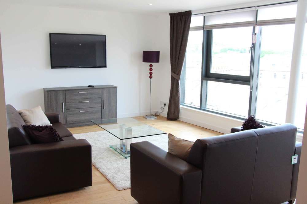 Executive 7 * Glasgow