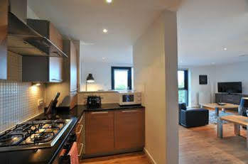 Executive 7 Apartment