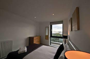 Executive 7 Apartment