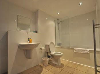 Executive 7 Apartment