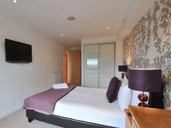 Executive 7 Apartment