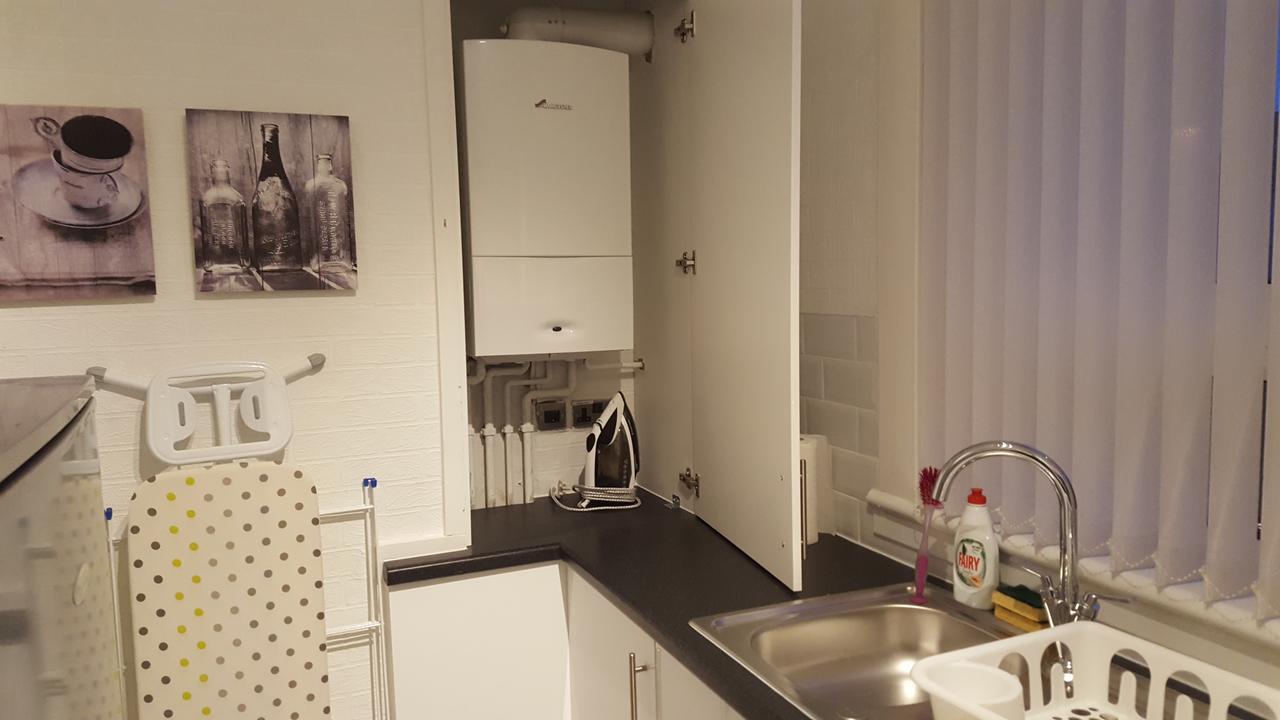 Dragon - Mcculloch House 2 Bedroom Glasgow