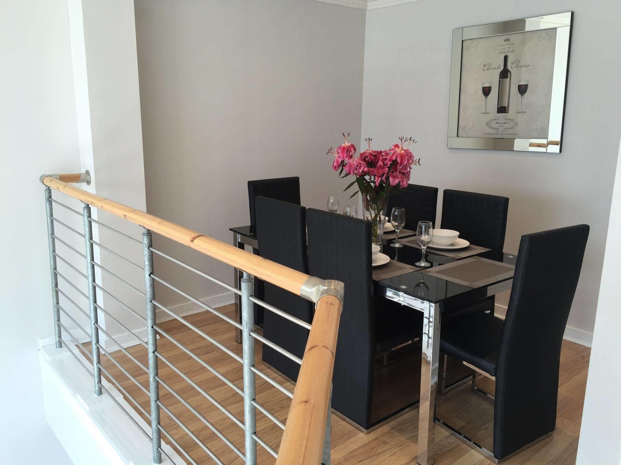 Hotel Clyde Waterfront 3*
