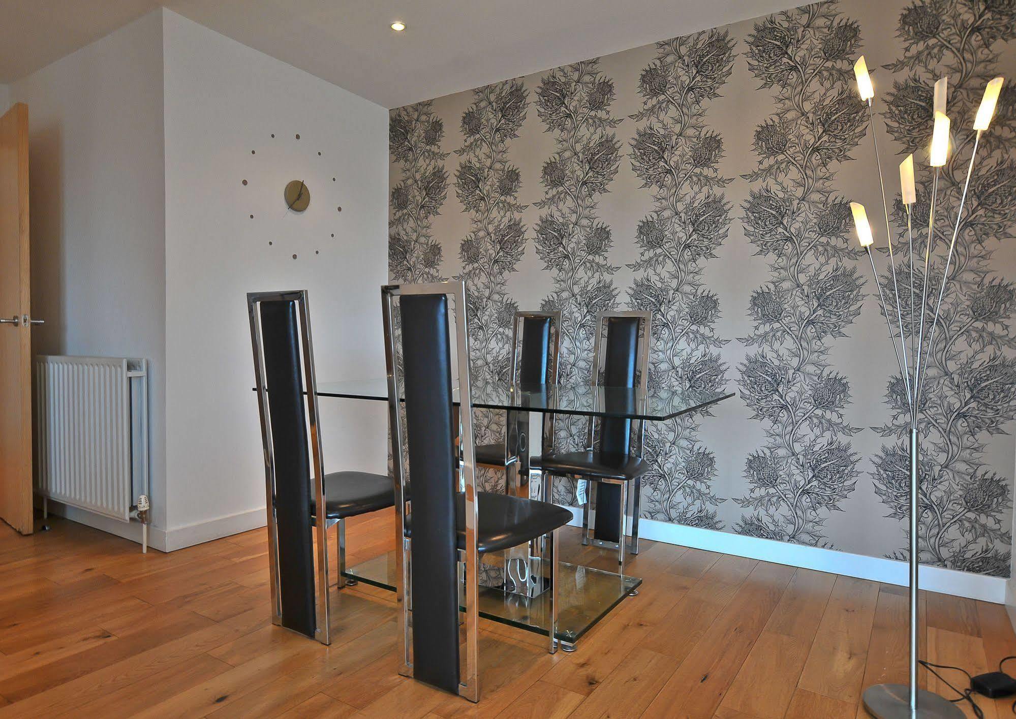 Executive 7 Glasgow