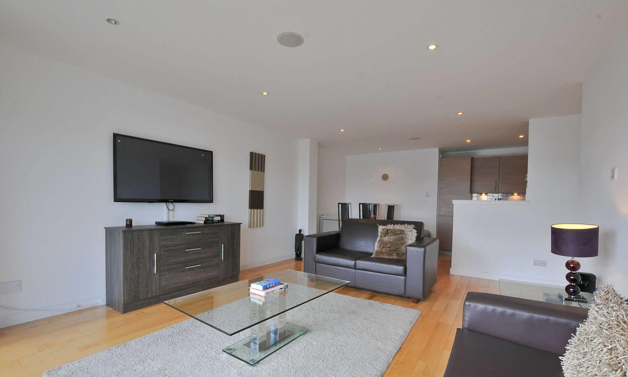 Executive 7 Glasgow