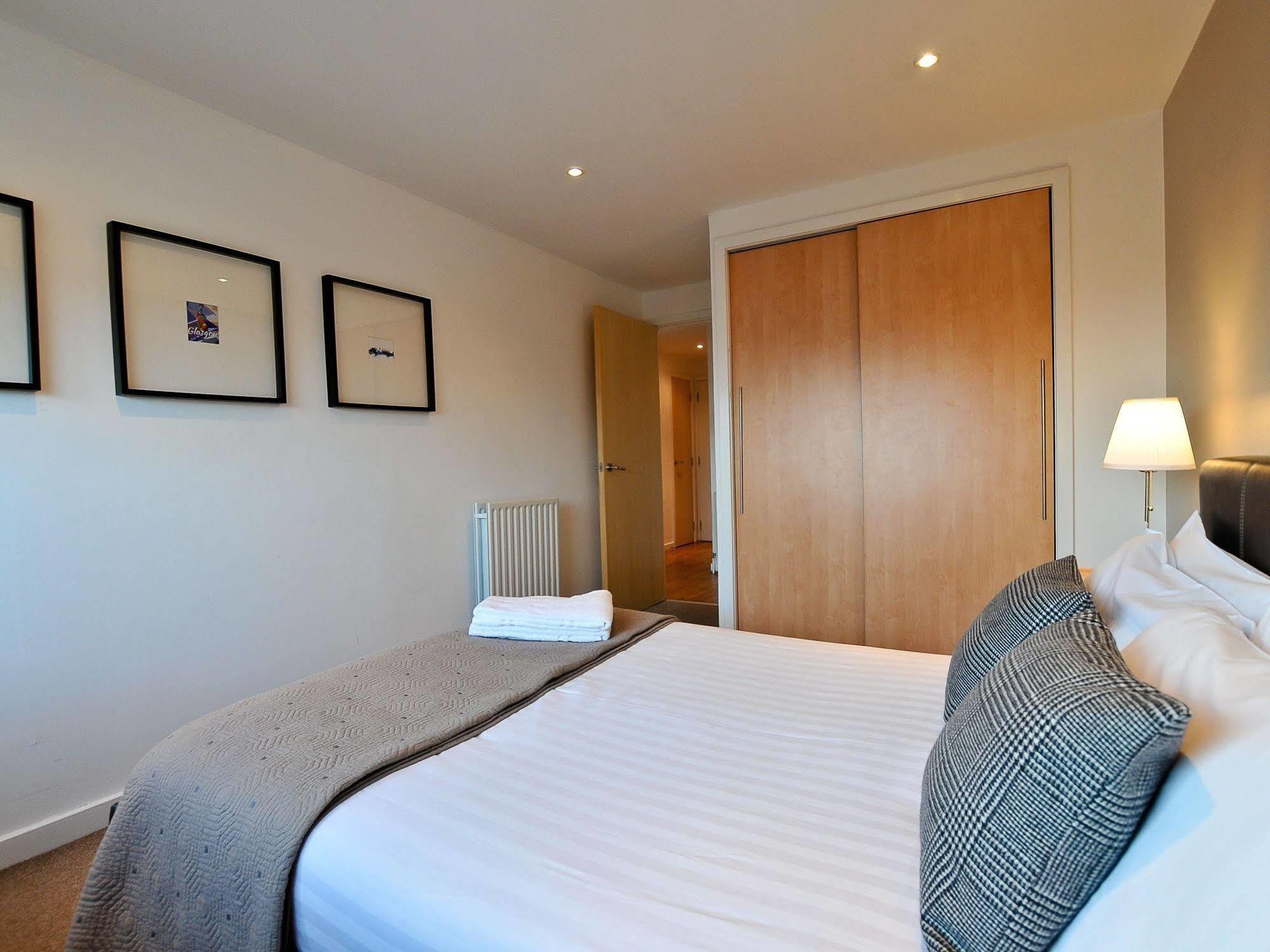 Apartment Executive 7 *
