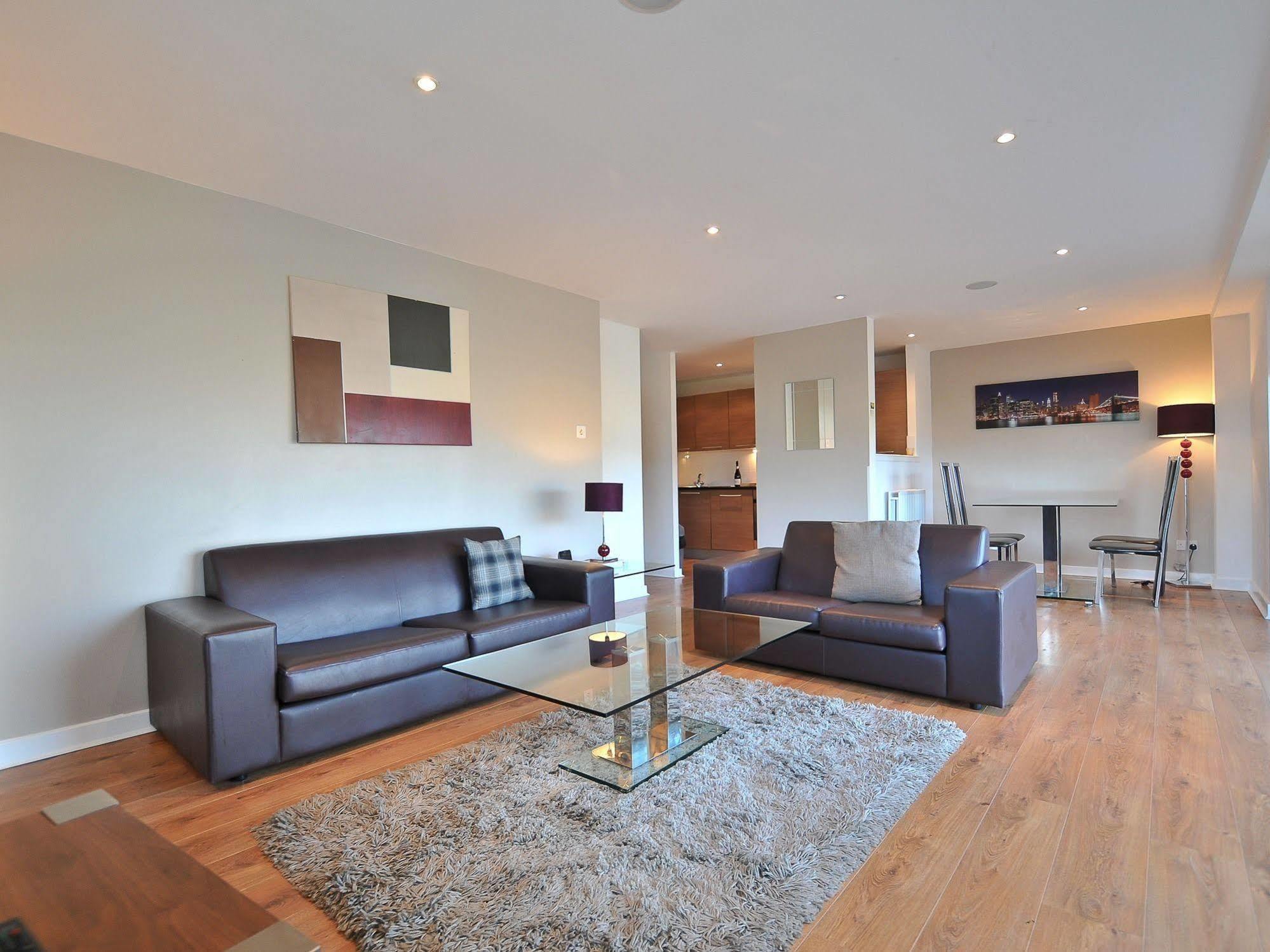 Executive 7 Apartment *