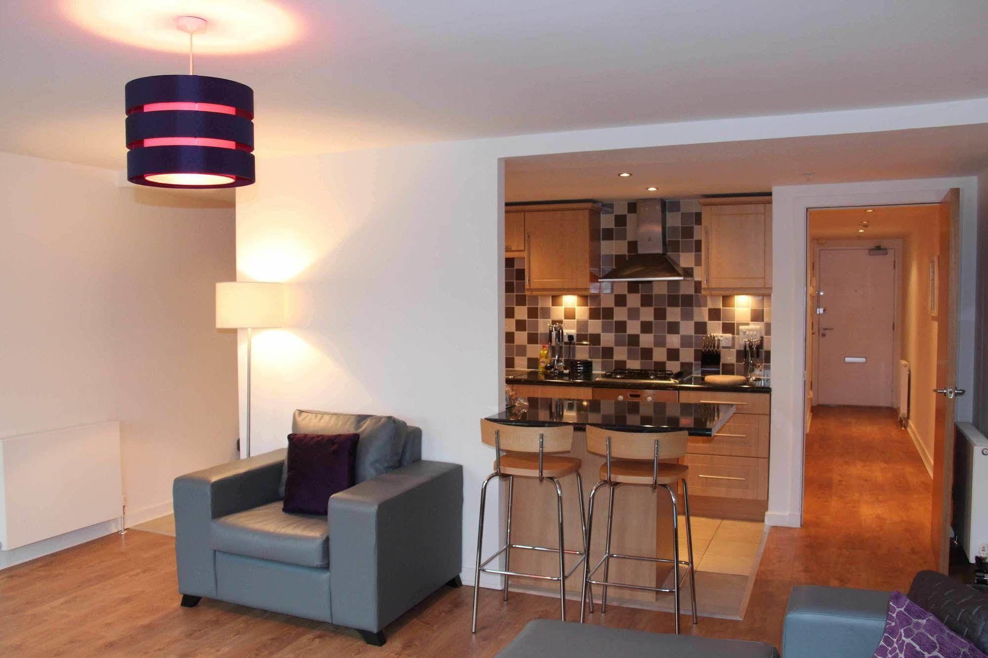 Apartment Executive 7