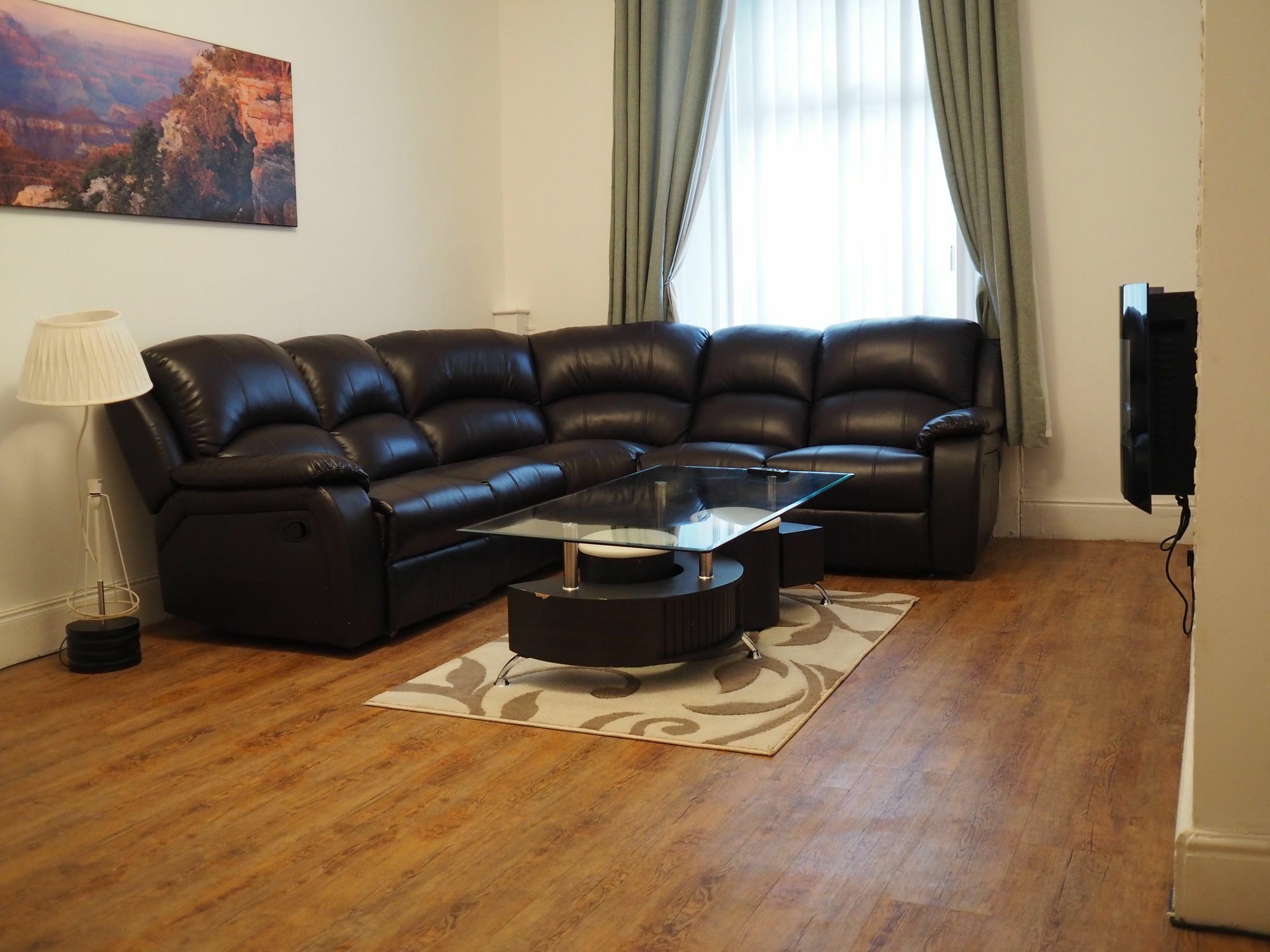 Dora's Apartment Glasgow