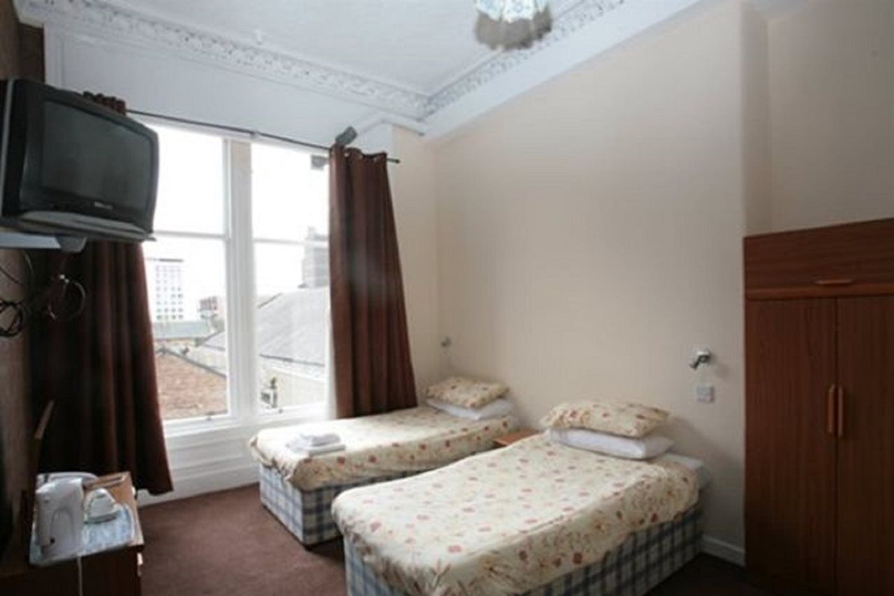 Mclays Hotel