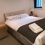 Glasgow Central Riverview Luxury Apartment
