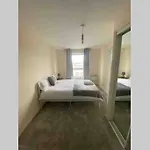 Apex Morrison St Apartment