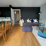 River Clyde View Apartment With Terrace & Parking