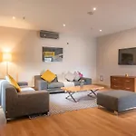 Premier Suites Plus Glasgow George Square