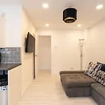 Hydro Glasgow City Apartment