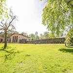 The Coach House - Holmwood