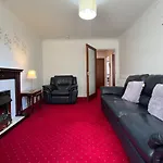 Anniesland Glasgow 1Bd Flat - Free Parking