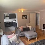 Flat Two, 212 Eaglesham Road, East Kilbride, Glasgow