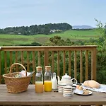 Luxury Glamping Pods - The Heft & The Hirsel