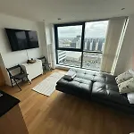 Pass The Keys Cosy 1 Bed Next To Sec, Ovo Hydro, Finnieston