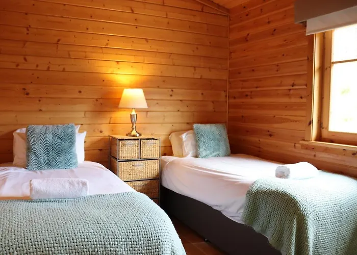 Lodge 37 Rowardennan, Loch Lomond