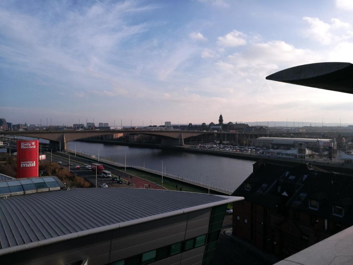 Riverview Luxury Apartment *