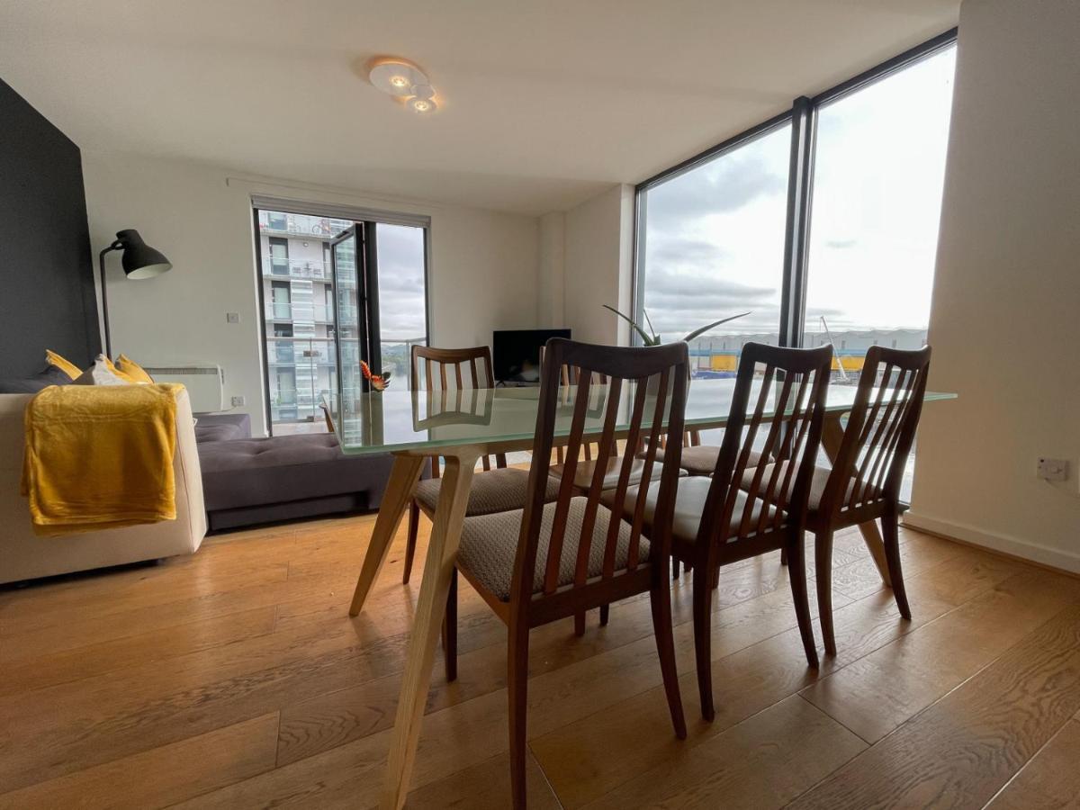 River Clyde View With Terrace & Parking Glasgow