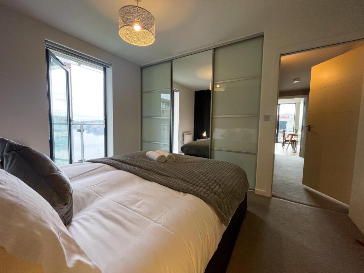 River Clyde View With Terrace & Parking