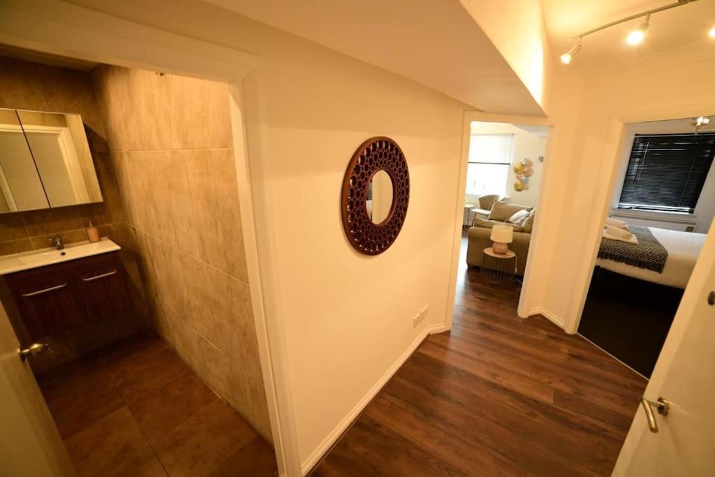 Lavish Modern 1 Bedroom Apt Close To Centre * Glasgow