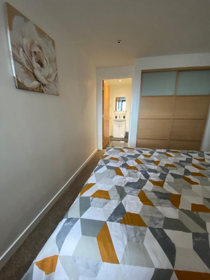 Apartment Secc/hydro Modern 6th Floor 2br Apartment, Great Views & Free Parking *