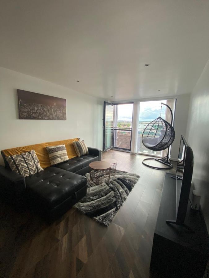 Apartment Secc/hydro Modern 6th Floor 2br Apartment, Great Views & Free Parking *