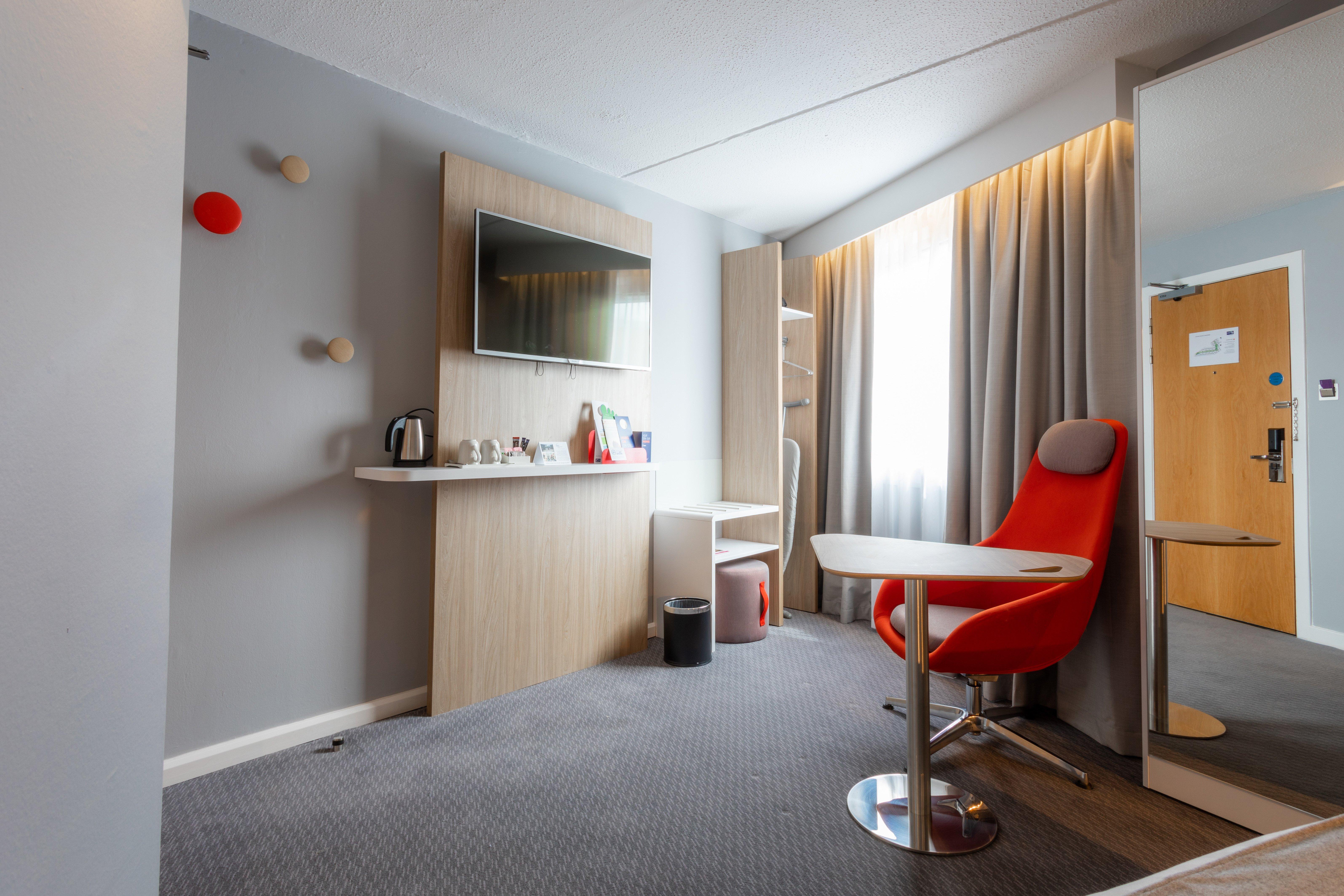 Hotel Express - - Ctr Theatreland By Ihg 3*