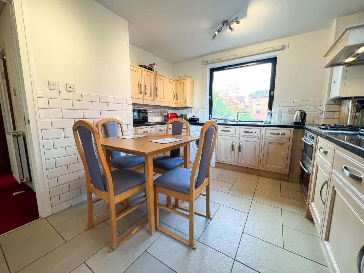 Anniesland 1bd Flat - Free Parking Apartment Glasgow