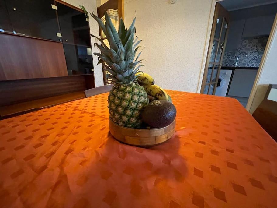West End Hidden Gem - Modern 2-bedroom With Residents Patio Apartment *