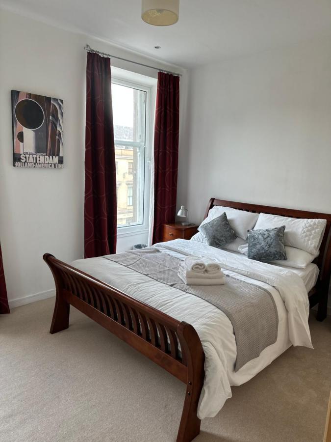 Comfy Two Bedroom Right In The Centre *