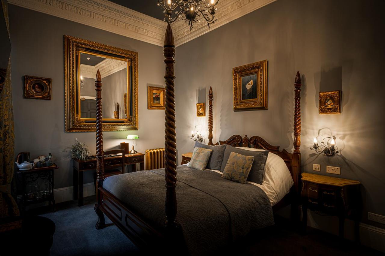 The Alamo Guest house Glasgow
