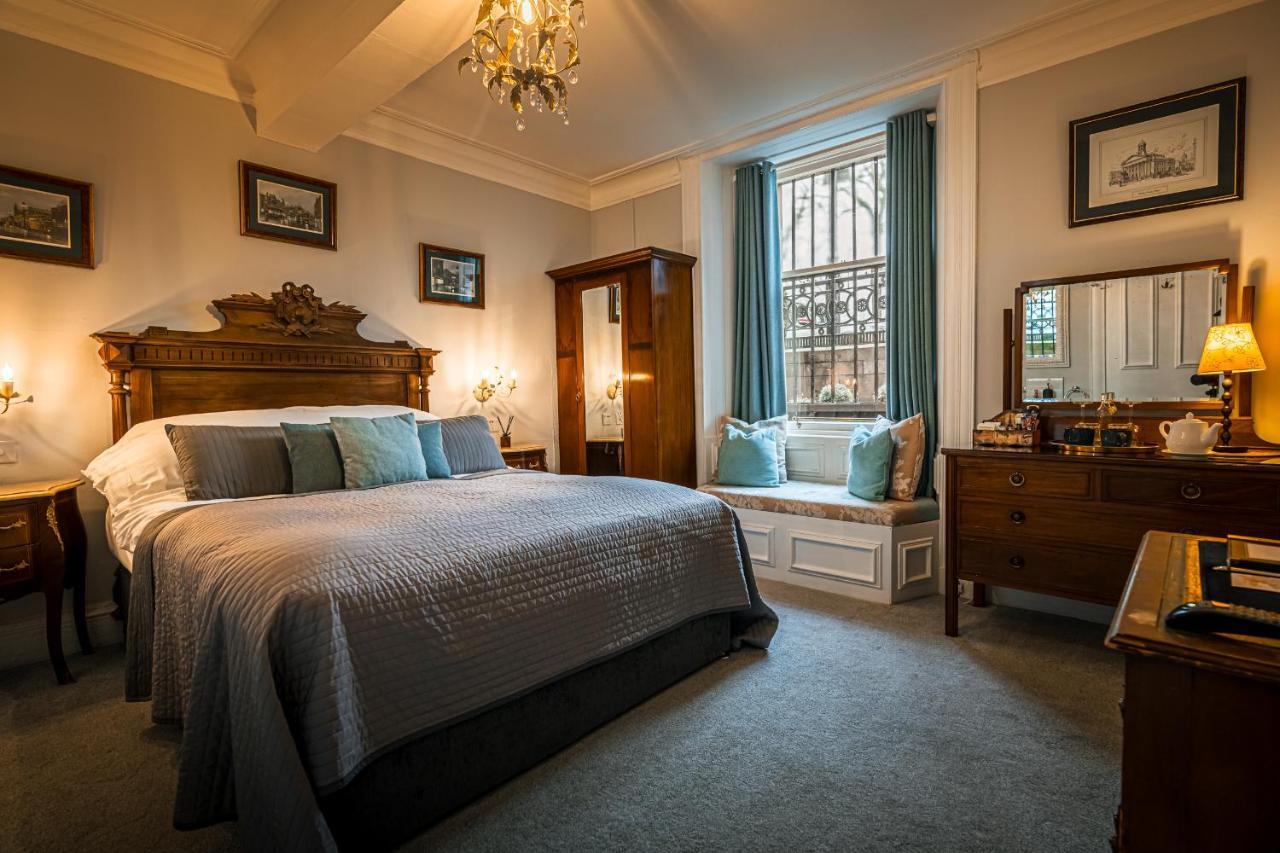 The Alamo 4* Glasgow