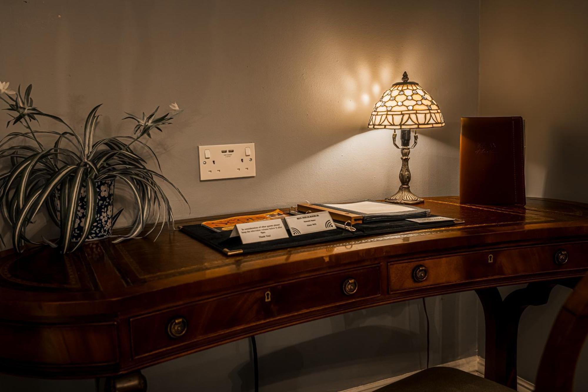The Alamo Guest house 4*