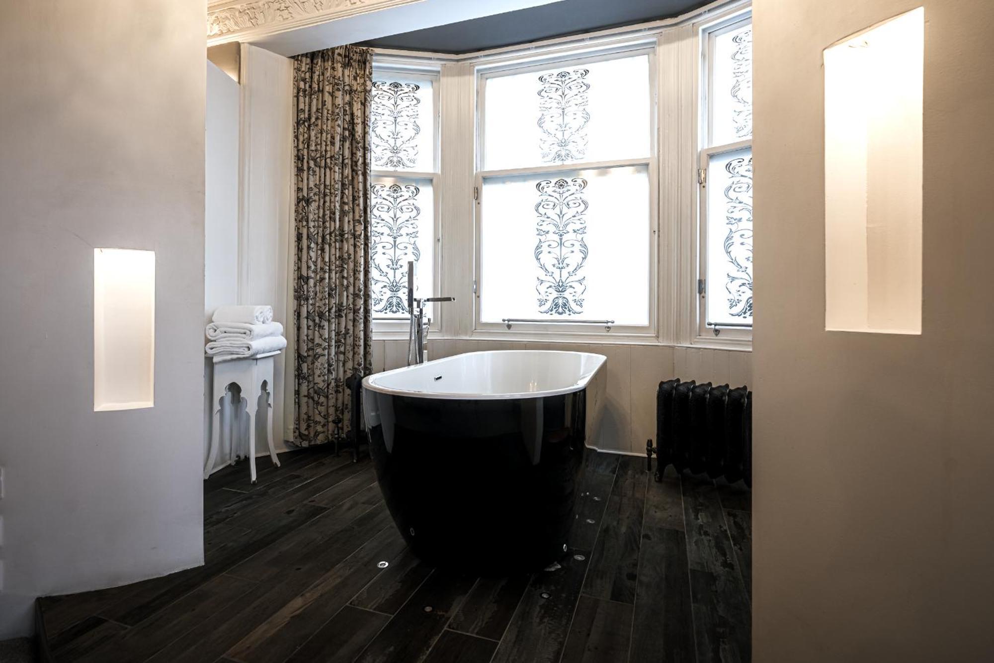 The Alamo 4* Glasgow