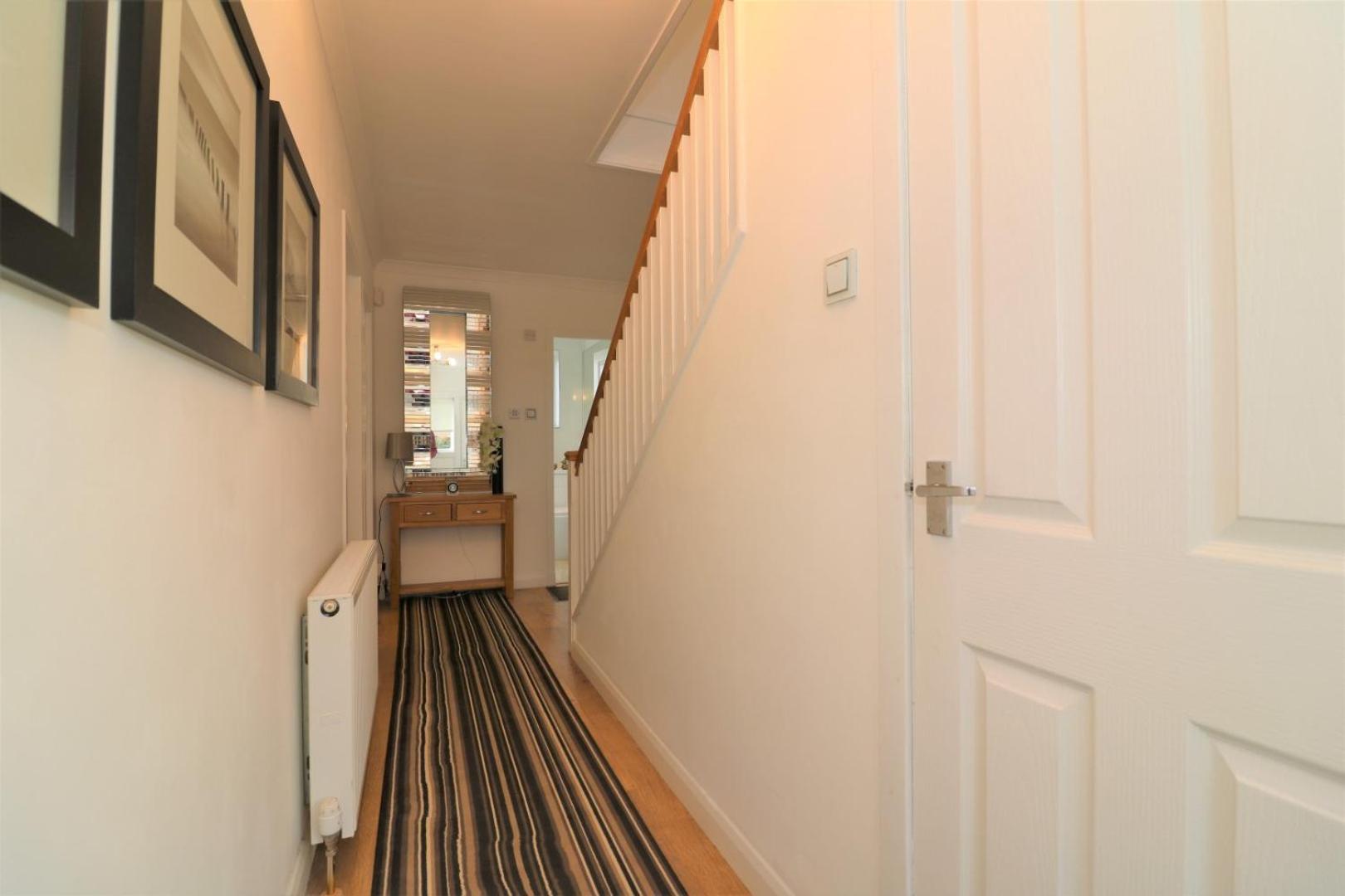 Signature - Gordon House Apartment